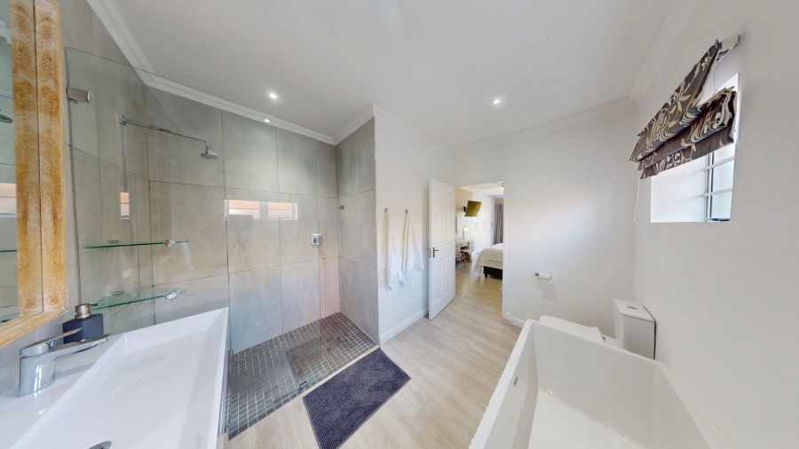 8 Bedroom Property for Sale in Colchester Eastern Cape